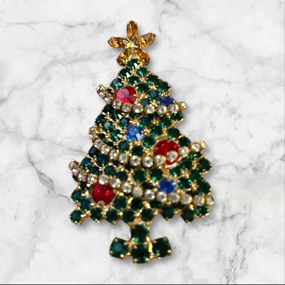 Vintage Christmas Tree Pin Brooch Rhinestone Swag